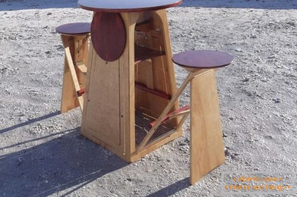 Модульний розкладний стіл з сидіннями