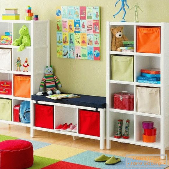 Зручні меблі для дитячої кімнати