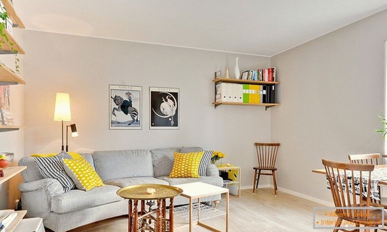 Вітальня невеликої квартири в Швеції