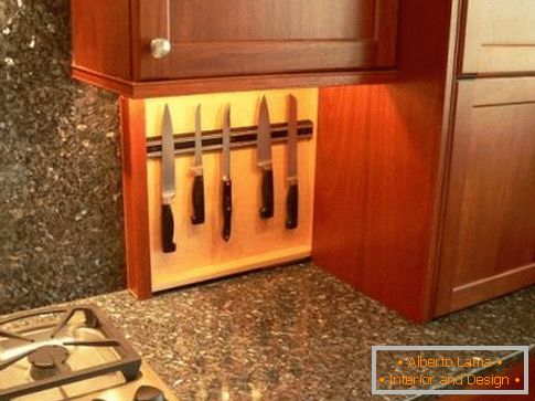 Зберігання ножів на кухні