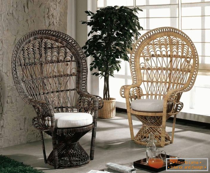 Плетені меблі часто використовується для оформлення інтер'єрів в еко стилі.