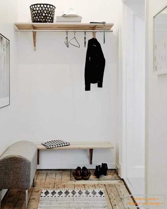 Дизайн маленької квартири 30 кв м - ідея оформлення прихожей