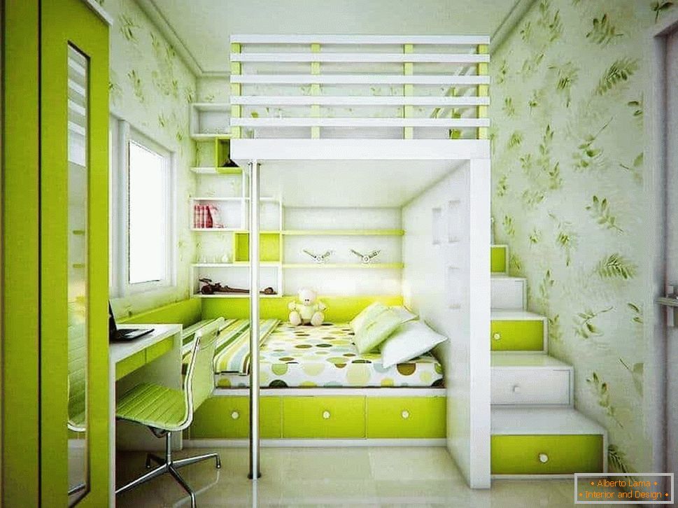 Спальне місце для батьків з дитиною в однокімнатній квартирі