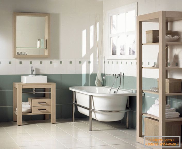 Меблі з дерева - відмінне рішення для ванної в стилі модерн. Світла колірна гамма сприяє розслабленню і відпочинку господарів будинку і їх гостей.