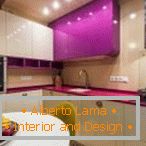 Дизайн фіолетовою кухні с подсветкой