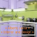 Дизайн маленької зелено-фіолетового кухні