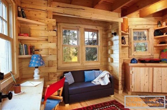 Інтер'єр дерев'яного будинку з бруса - дитяча кімната