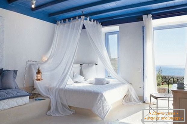 спальня в середземноморському стилі