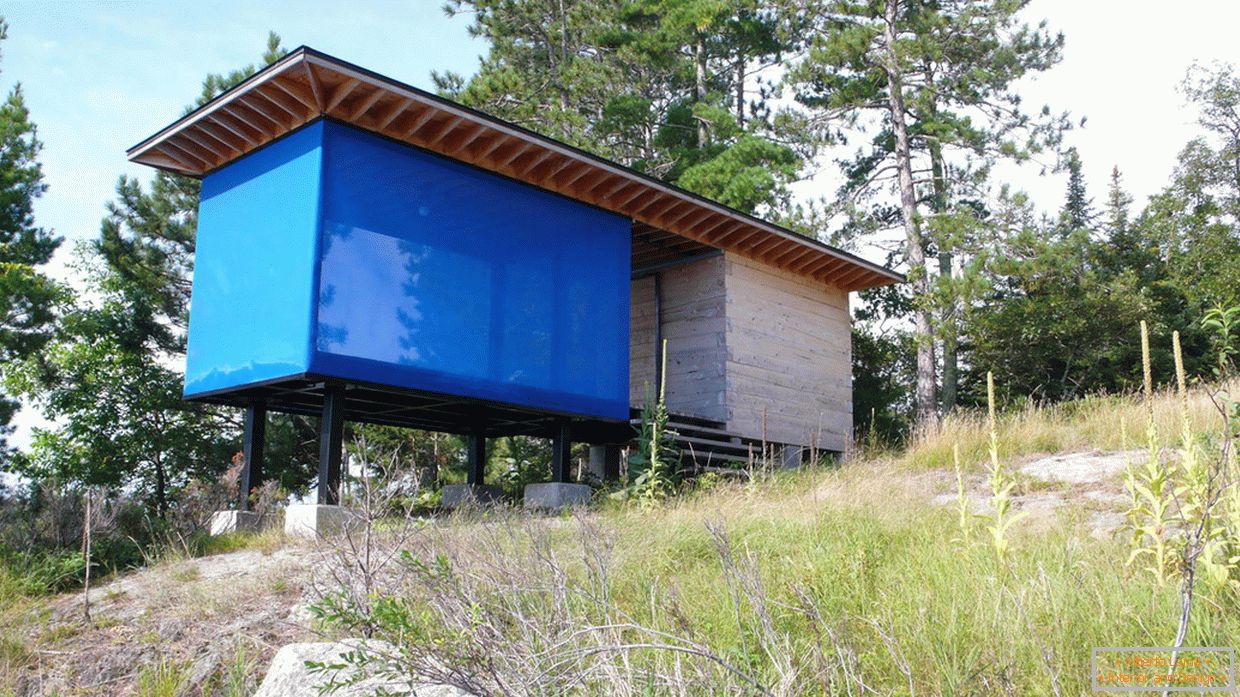 Дизайн будинку на палях «Синій куб»