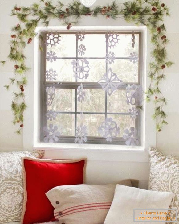 Як прикрасити вікно на Новий рік - фото кращих ідей