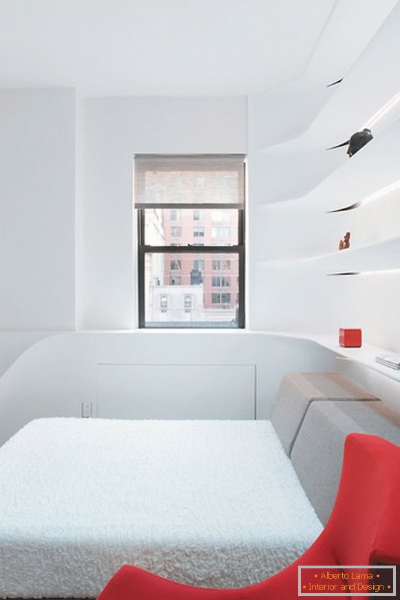 Креативний інтер'єр квартири в білому кольорі