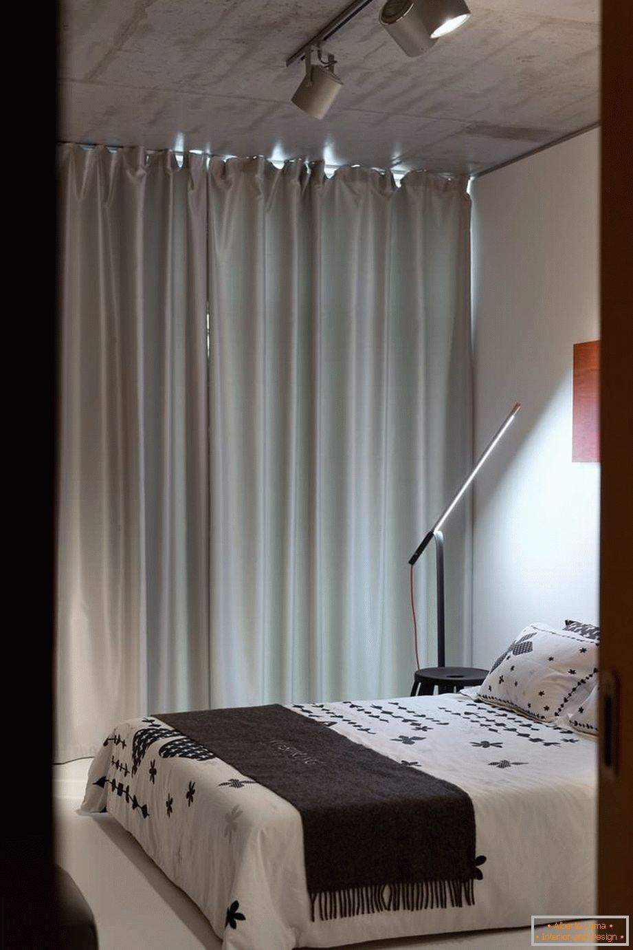 Спальня малогабаритної двокімнатної квартири в Києві
