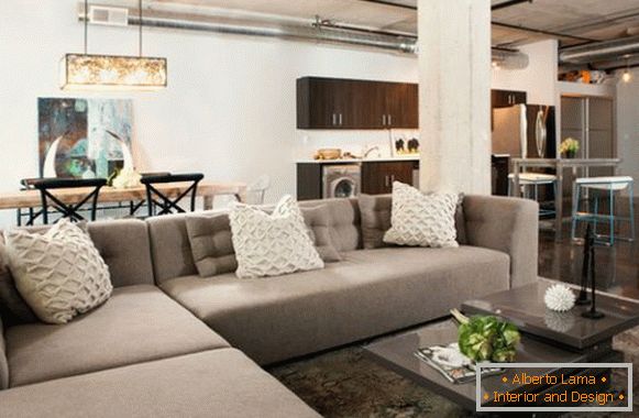 Строгий кутовий диван в квартирі-студії