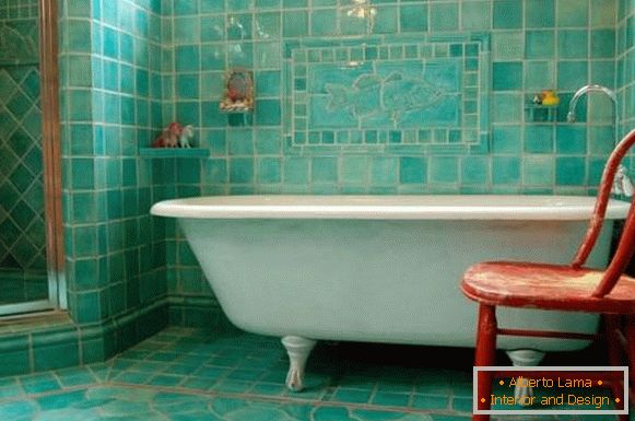 Бірюзова плитка для ванної в стилі прованс