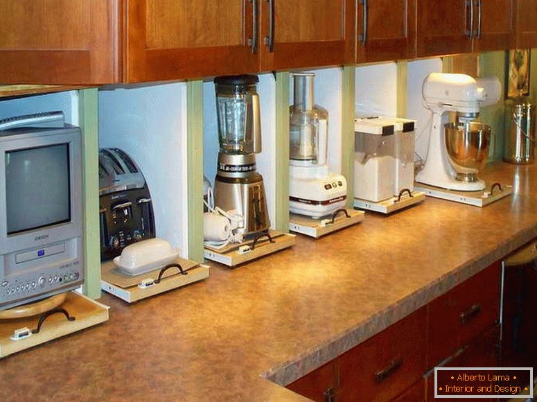 Висувні полки для кухонної техніки