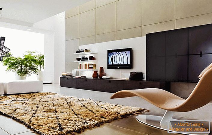 Природний вибір для вітальні: модульна корпусні стінка і дивани. Особлива фішка інтер'єру-ергономічне крісло-лежанка.