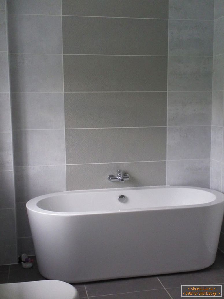 вершина сорока ідей-сіра ванна-плитка-конструкції-невеликі приміщення-додана овальна ванна для декорування кімната сіра ванна ідеї