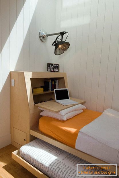 Ліжко з додатковим спальним місцем для гостей