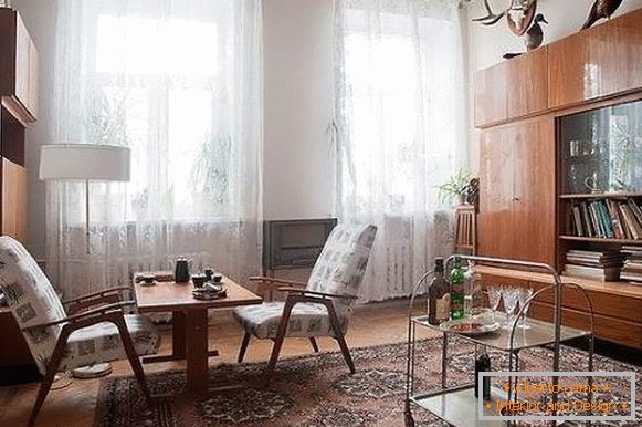 Дизайн и мебель в стиле мінімалізма Советского Союза