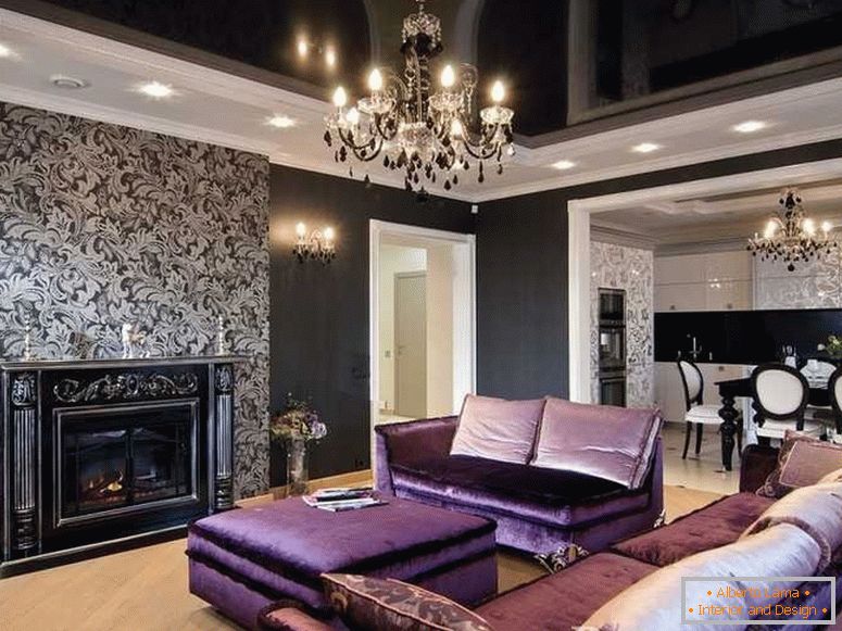 Вітальня з фіолетовим диваном