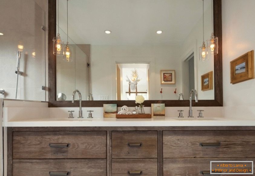 Дизайн інтер'єру ванної кімнати в кремо-коричневих тонах