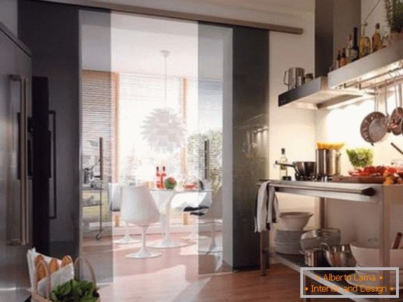 Чорні кухонні двері зі скла - двері купе на кухню