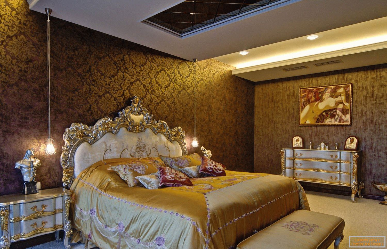 Золоті тони в дизайні спальні