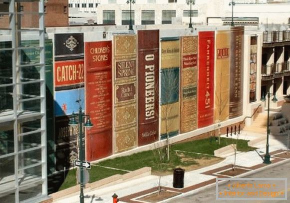 Спільнота Канзас-Сіті, книжкова полиця публічної бібліотеки