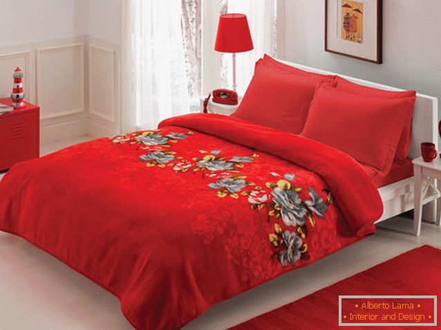 Романтична спальня в червоних тонах
