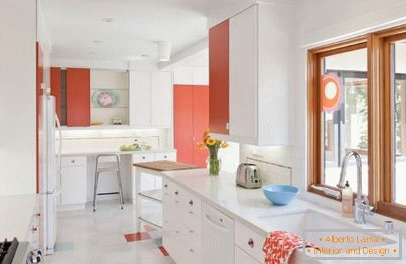Кухня в білому кольорі - фото в поєднанні з червоними елементами