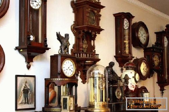 старовинні настінні годинники, фото 38