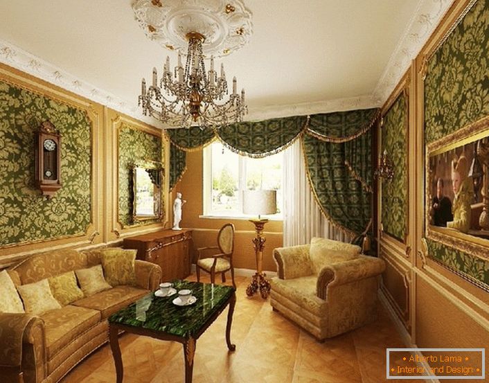 Темно-зелені шпалери з золотими узорами - відмінний варіант для вітальні в стилі бароко.