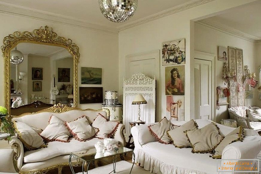 Декоративні подушки в стиле прованс