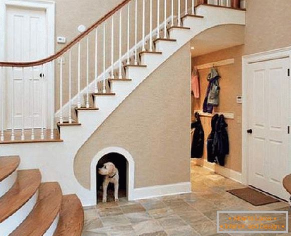 передпокій в будинку зі сходами дизайн фото, фото 38