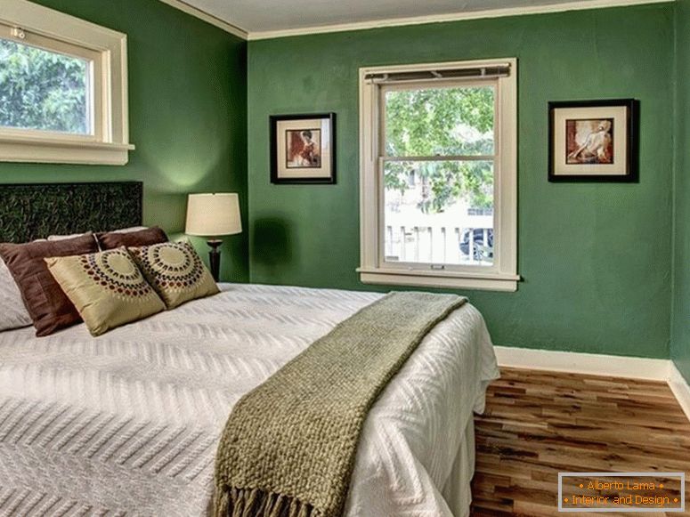 Стильна спальня в зелених тонах