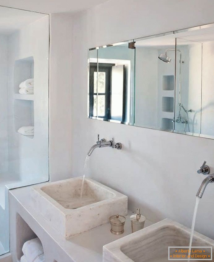 Ванна кімната в грецькому стилі