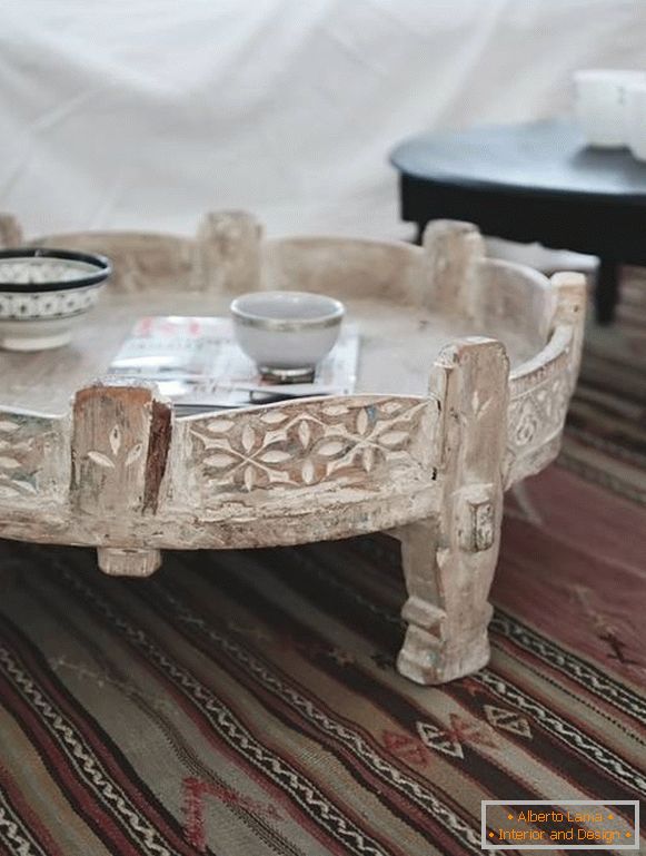 столик-в-марокканському-стилі