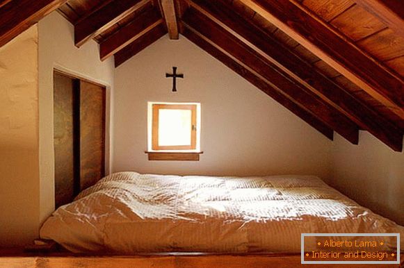 Спальня маленького котеджу Innermost House в Північній Каліфорнії