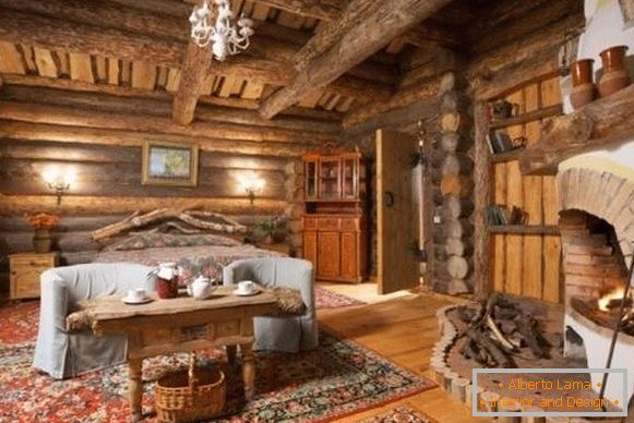 Інтер'єр дерев'яного будинку з колоди всередині - фото в російській стилі