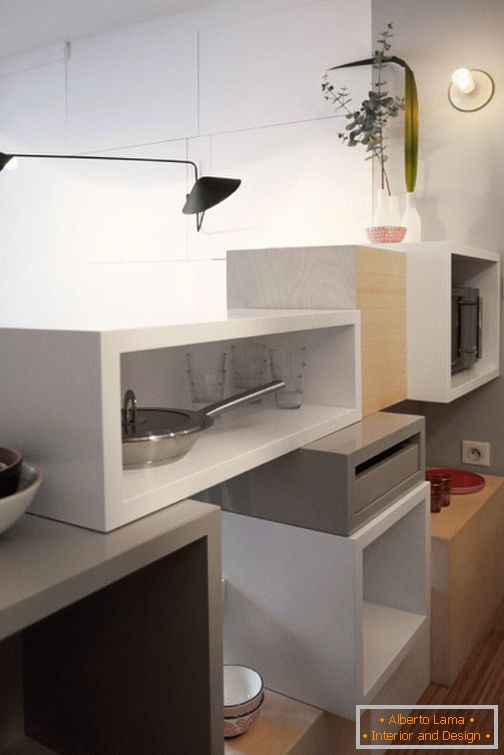 Дизайн інтер'єру маленької квартири від Жулі Набучіт