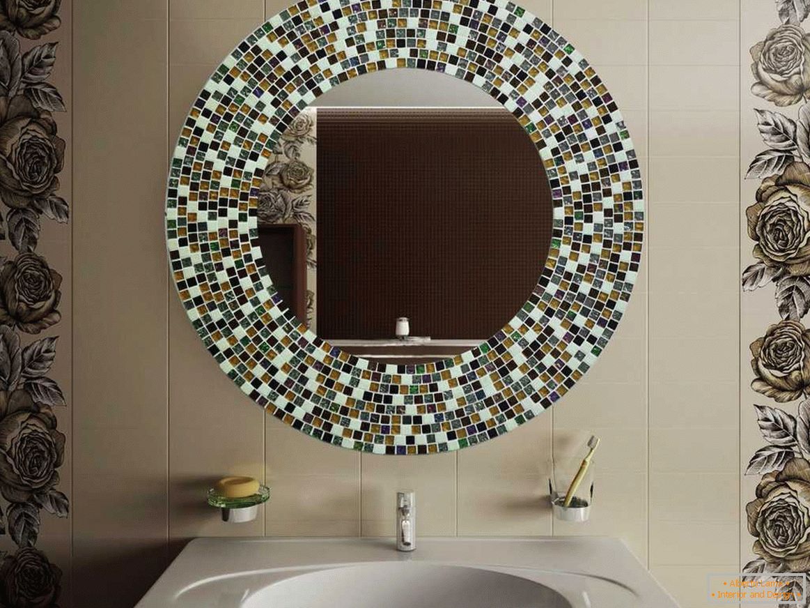 Декор дзеркала в інтер'єрі в стилі модерн