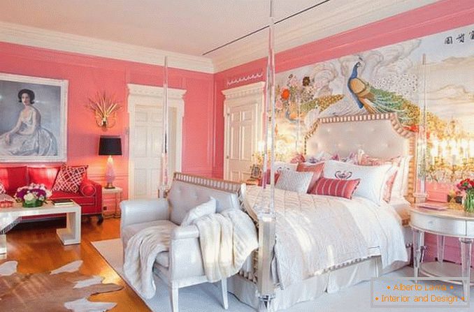 Стильна еклектика в рожевої спальні