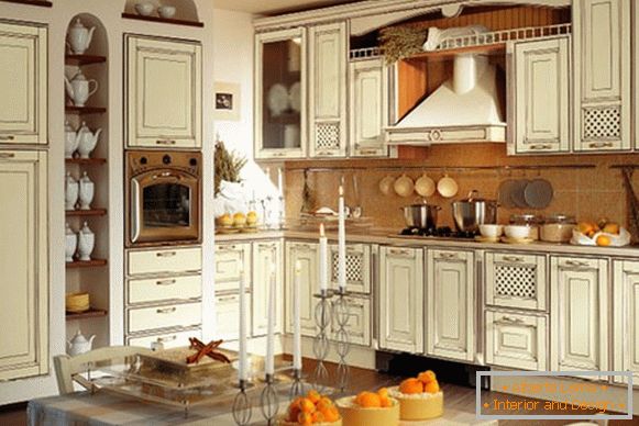 кухонні меблі для просторной кухни