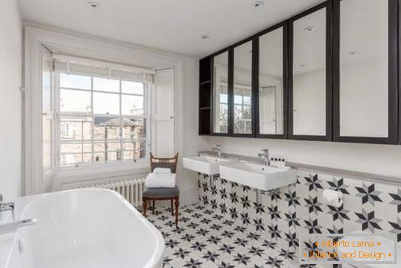 Красива плитка для ванної кімнати з візерунком - фото в інтер'єрі