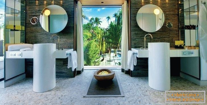 Дизайн ванної в готелі The Brando