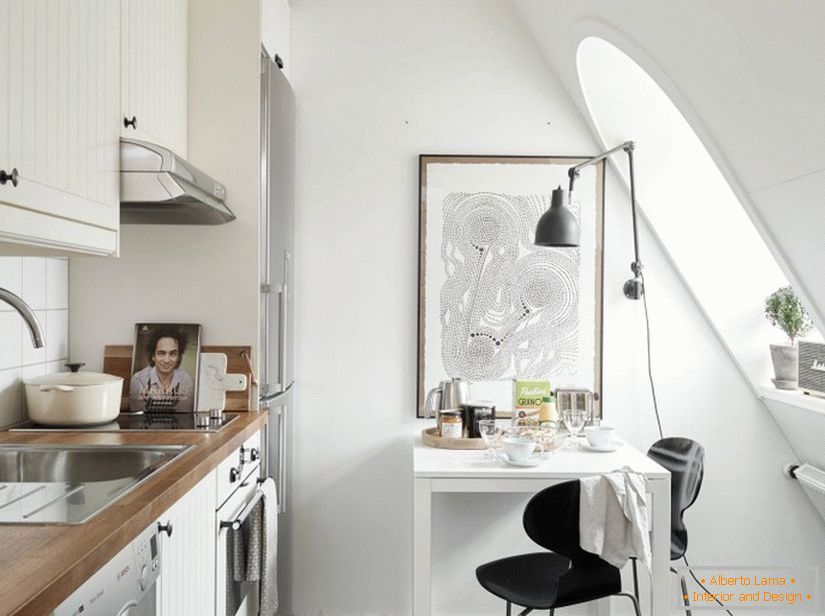 Кухонна зона будинку в Швеції