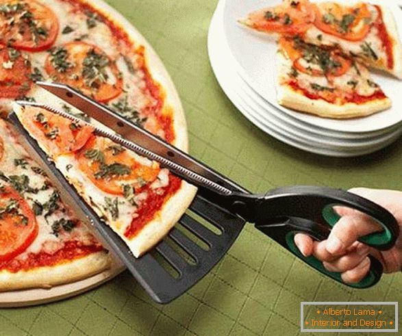 Ножиці з лопаткою для піци