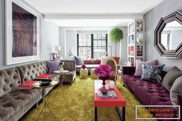Красиві дивани в дизайні вітальні 2015