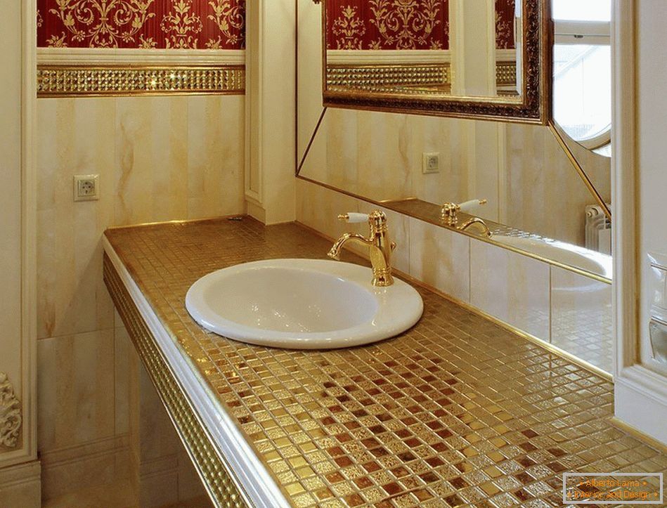 Облицювання мозаїкою невеликих елементів у ванній