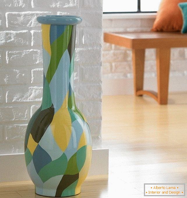 Скляна ваза різнобарвна